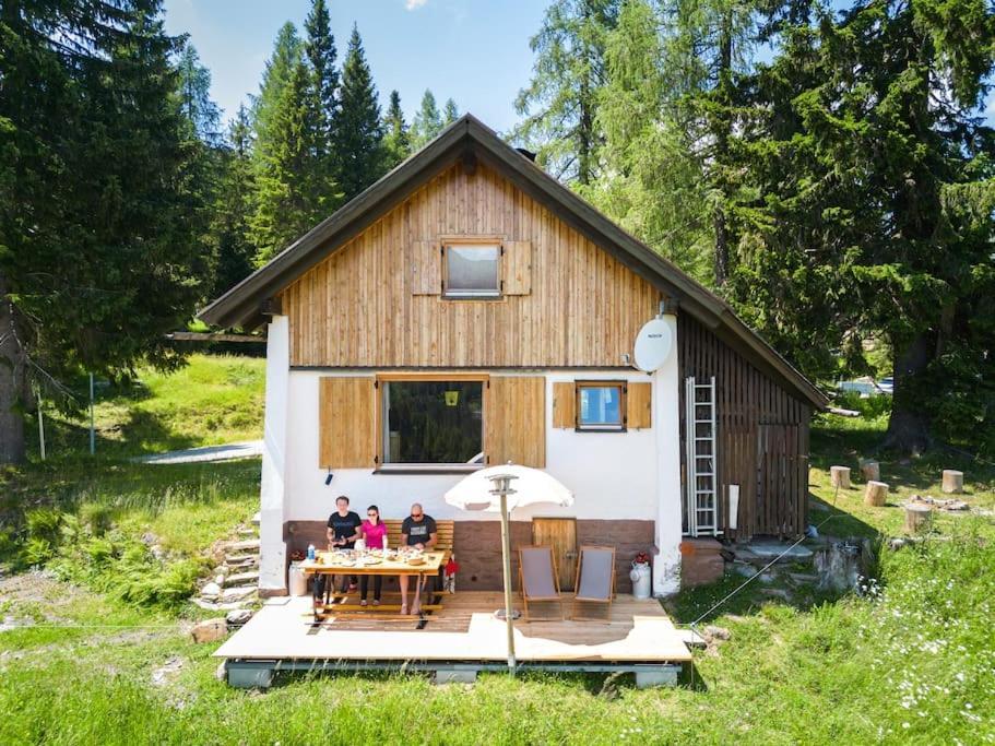 Gemuetliche Huette In Den Bergen Villa Sonnenalpe Nassfeld Kültér fotó