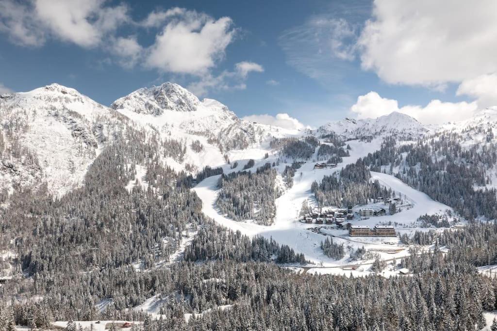 Gemuetliche Huette In Den Bergen Villa Sonnenalpe Nassfeld Kültér fotó